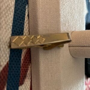 Gold Tie Accessory with Elegant Design